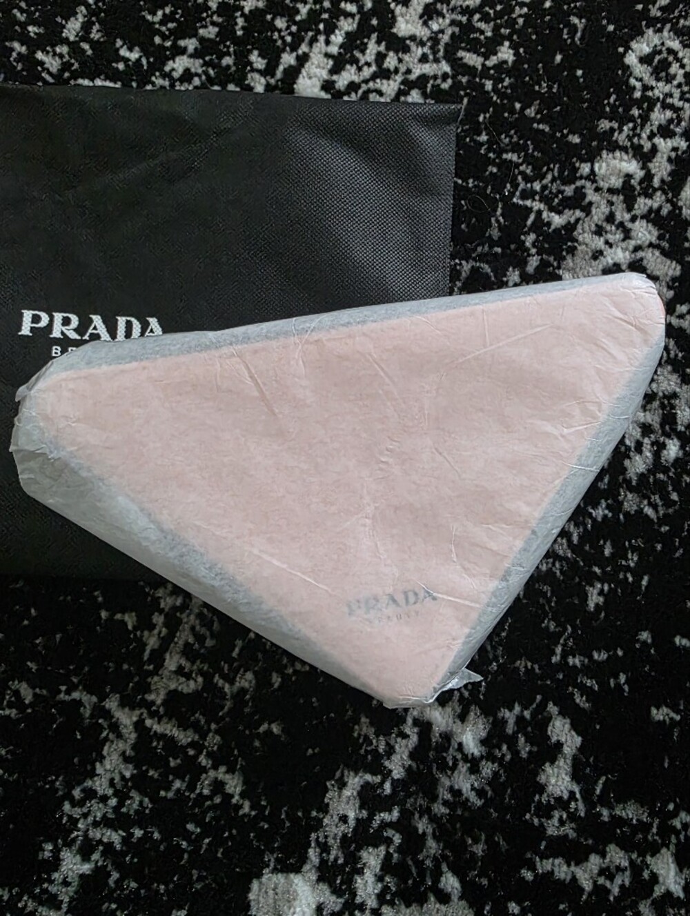 Prada Beauty Triangle Cosmetic Bag Pouch Pink Black BRAND NEW - Picture 6 of 6